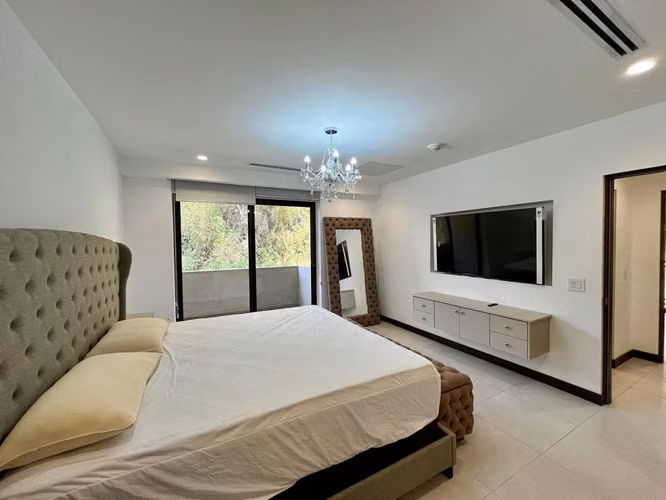 Bosques del Café, full amueblado, bello-lujoso-amplio, 3 hab, 2.5 baños, A/C, balcones. - Imagen 7