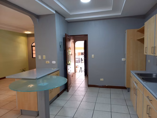 Casa en Alquiler en Escazú | 3 Habitaciones | Condominio Privado - Imagen 7