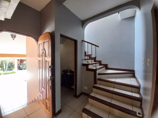 Casa en Alquiler en Escazú | 3 Habitaciones | Condominio Privado - Imagen 11