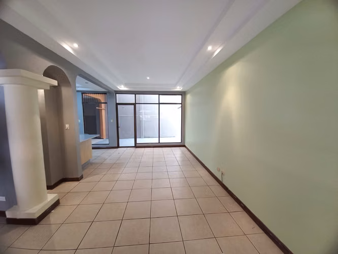Casa en Alquiler en Escazú | 3 Habitaciones | Condominio Privado - Imagen 4
