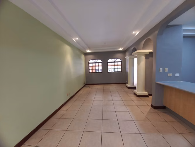 Casa en Alquiler en Escazú | 3 Habitaciones | Condominio Privado - Imagen 3