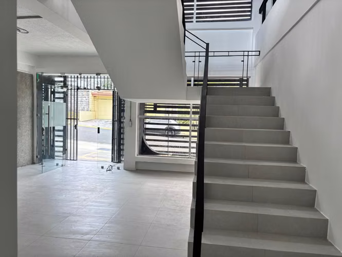Edificio Comercial en Alquiler en La Sabana | 726 m² | 12 Parqueos - Imagen 6