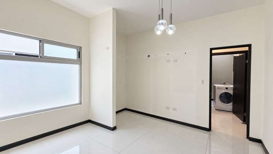 Escazú en alquiler | 2 Hab + 2 Baños + 2 Parqueos | $1.500 - Imagen 9