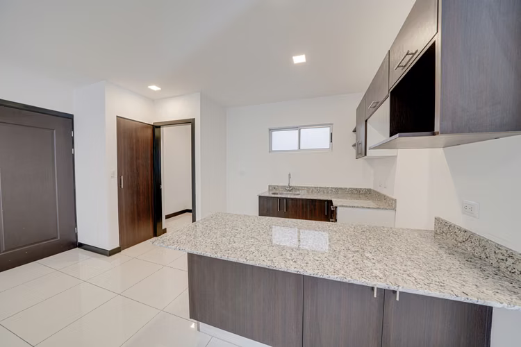 Apartamento nuevo de 3 habitaciones en alquiler en Los Príncipes, La Guácima. SSD - Imagen 3