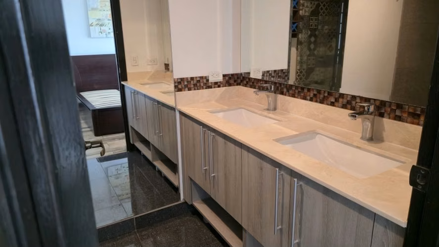 La Nunciatura, QBO, muy lindo, amplio-lujo, 2 pisos, amueblado, 1 hab, 1.5 baños, piso 15, vista.