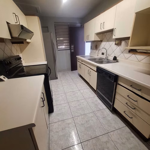 Alquiler de casa en Geroma, Favorita Norte - frente a parque RH - Imagen 5