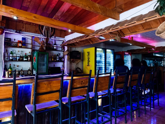 Restaurante en Venta en Poás– Negocio Activo + Casa + Patente de Licores + Terreno 1.052 m²
