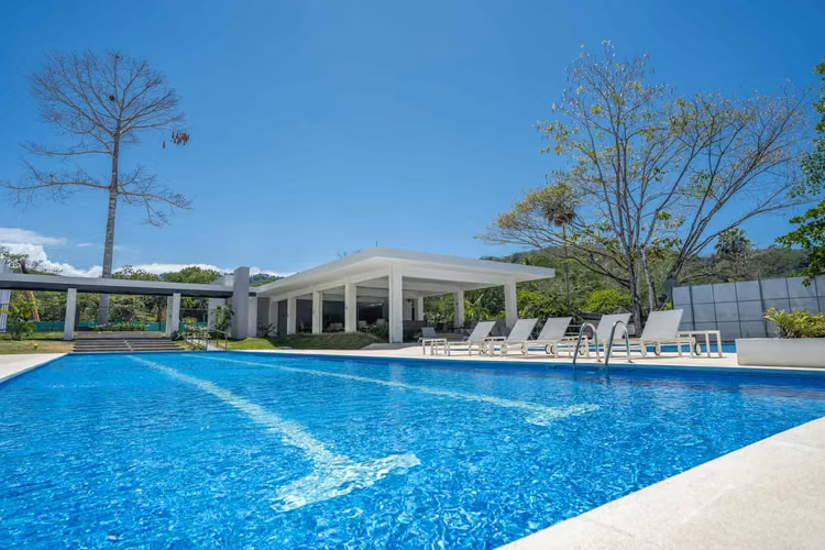 Venta de apartamento En Punta Leona Con Vista Al Mar Parcial - Imagen 3