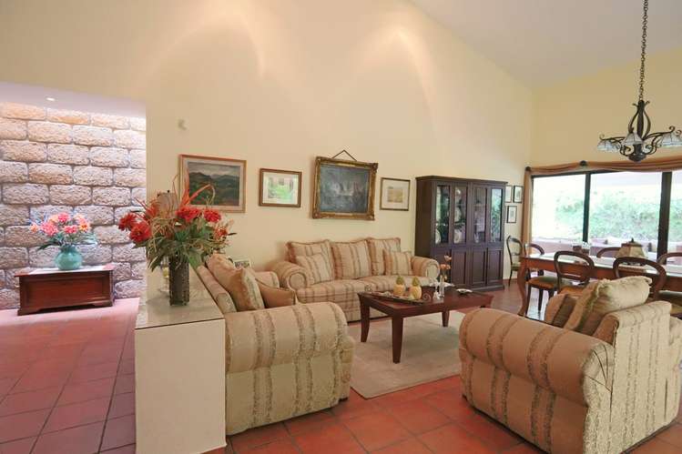 Venta Casa en Condominio Exclusivo en Santa Ana - Imagen 4