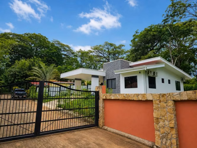 Casa Coral - Tango Mar, Puntarenas - Imagen 2