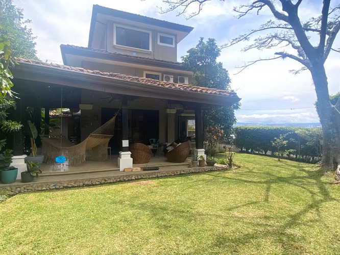 Espectacular Vista en Escazú - Casa para Venta o alquiler - Imagen 19
