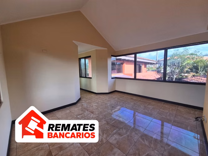 Venta de casa, Bosques de Doña Rosa con piscina propia, Belén, Heredia - Imagen 17