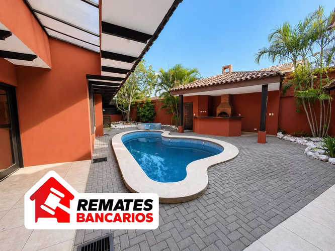 Venta de casa, Bosques de Doña Rosa con piscina propia, Belén, Heredia - Imagen 8