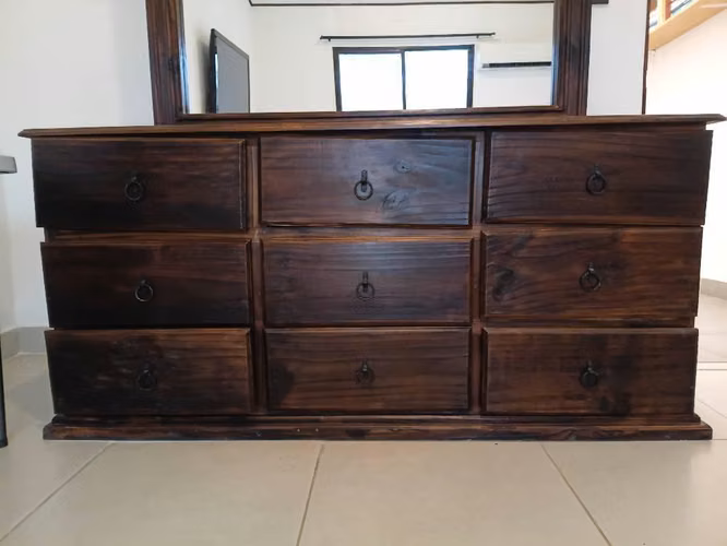 Cómoda de Madera con Espejo y 9 cajones