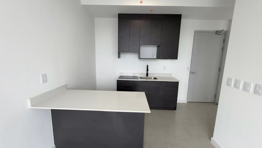 Apartamento moderno y nuevo en alquiler en la  Sabana - Torre- Sky Garden  Sabana Norte- 2 hab - Imagen 2