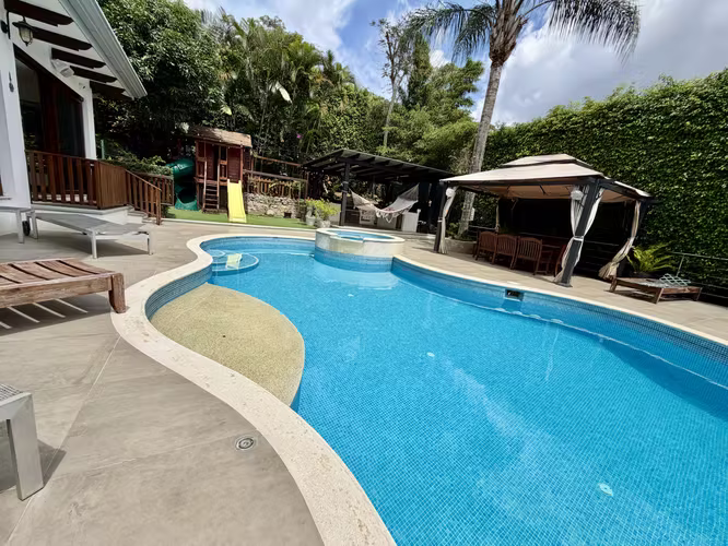 Santa Ana, Villareal hermosa y amplia casa con Piscina y Jacuzzi - Imagen 8