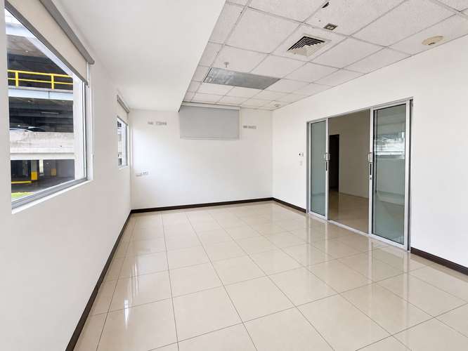 Oficina privada en alquiler en Multipark Escazú – Edificio Térraba