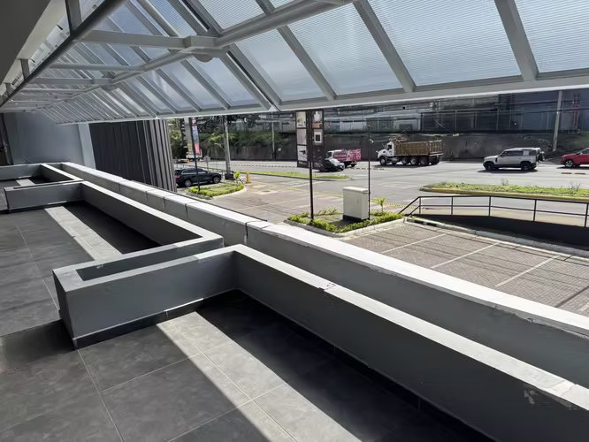 Local comercial en Lindora Santa Ana - Imagen 14