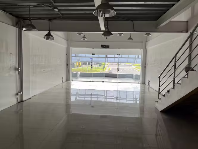 Local comercial en Lindora Santa Ana - Imagen 9