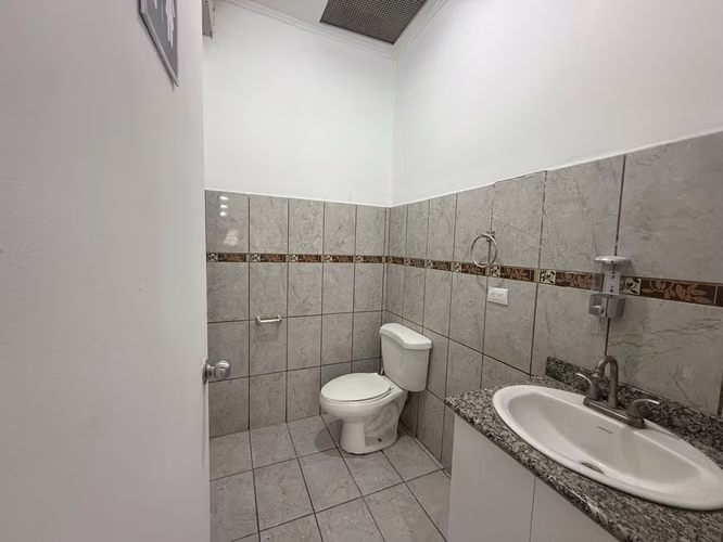 Alquiler de local comercial en Escazú - Imagen 2