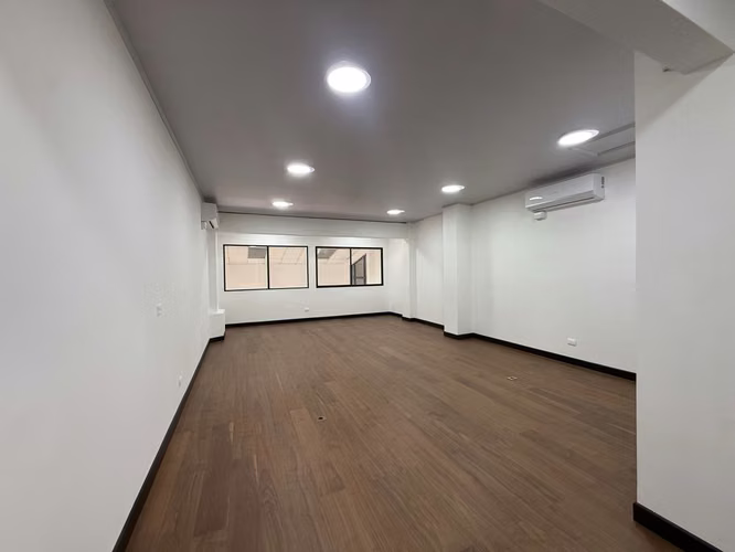 Alquiler de local comercial en Escazú - Imagen 4
