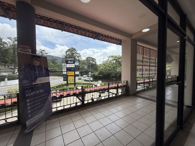 Alquiler de local comercial en Escazú - Imagen 3