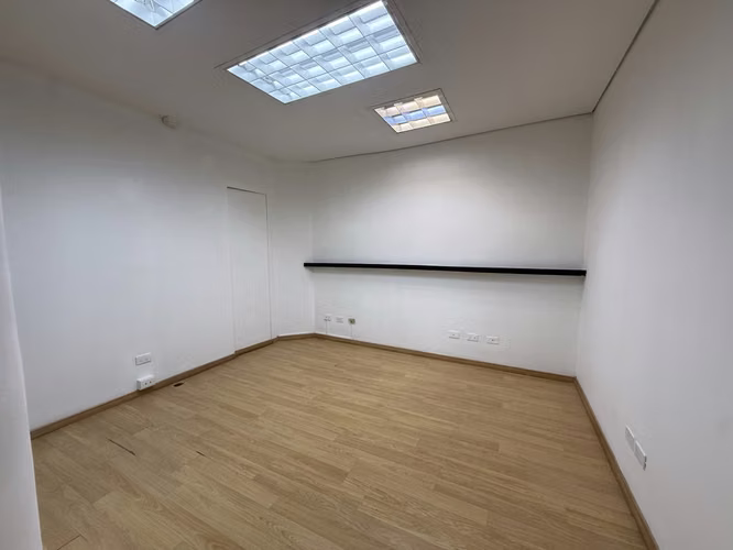 Alquiler de local comercial en Escazú - Imagen 4
