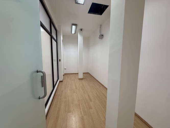 Alquiler de local comercial en Escazú - Imagen 9