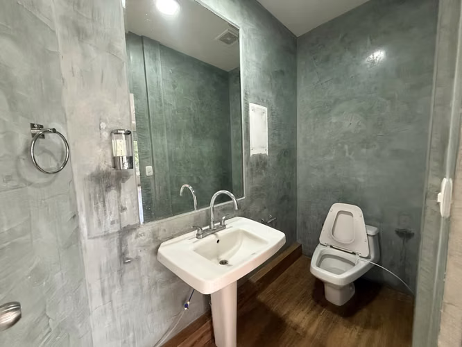 Alquiler de local comercial en Escazú - Imagen 11