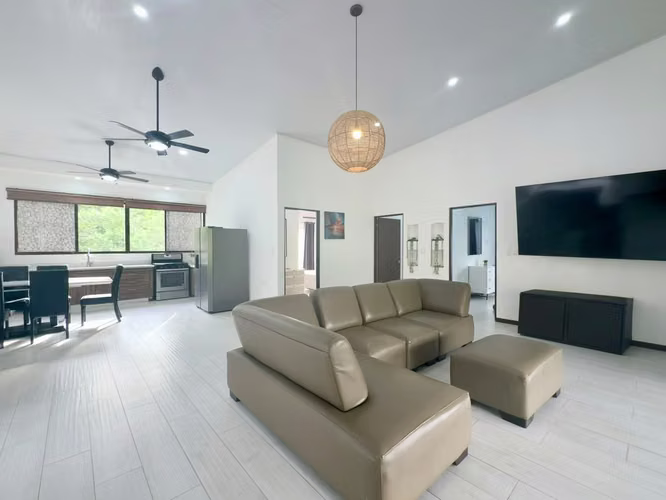 CASA EN VENTA EN TAMARINDO - Imagen 4