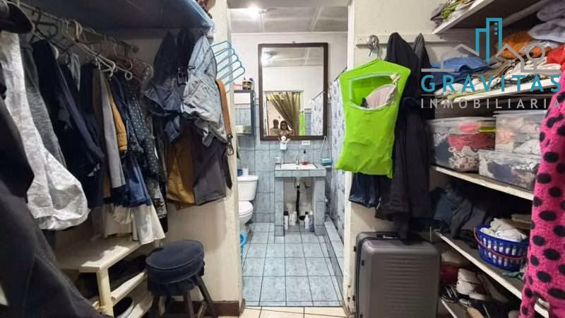Venta de casa en Desamparados con apartamento y locales, 462m2 ID 2048