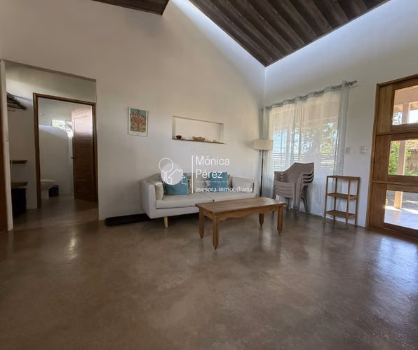 CASA DE PLAYA CON PISCINA EN VENTA