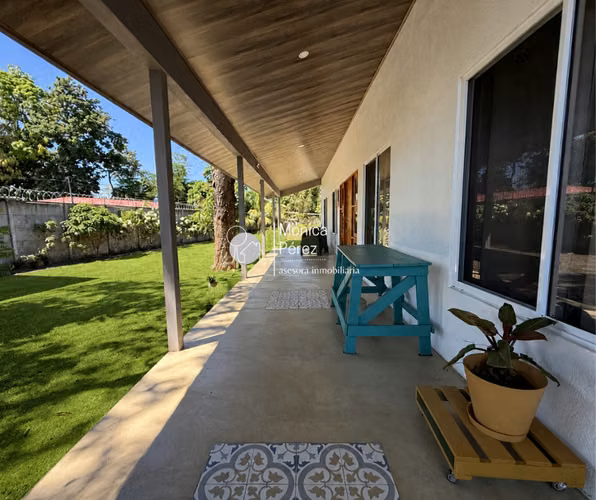 CASA DE PLAYA CON PISCINA EN VENTA