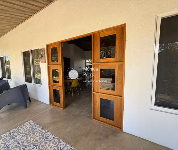 CASA DE PLAYA CON PISCINA EN VENTA