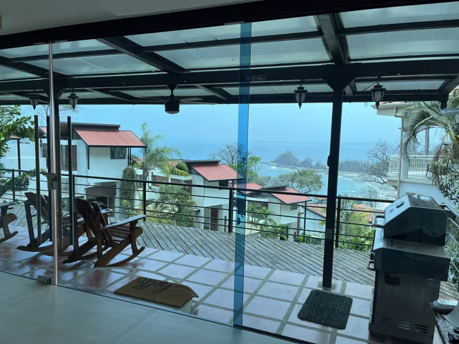 Casa venta en Punta Leona, Altos de Leona Mar, con vista al mar, recien remodela - Imagen 5