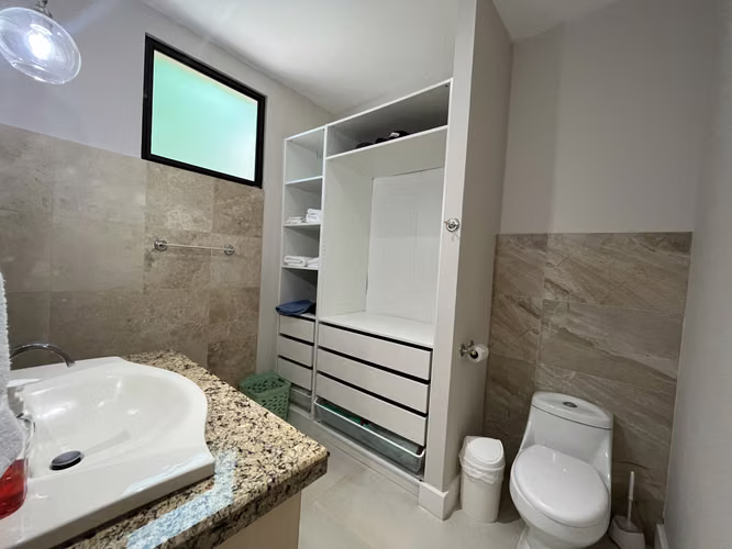 Casa venta en Punta Leona, Altos de Leona Mar, con vista al mar, recien remodela - Imagen 12