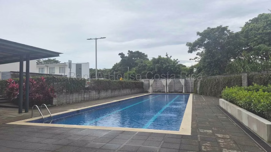 Venta de casa con ubicación privilegiada en Santo Domingo de Heredia - Imagen 17