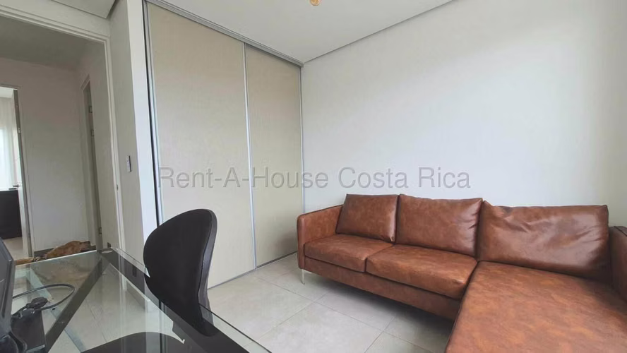 Venta de casa con ubicación privilegiada en Santo Domingo de Heredia - Imagen 12