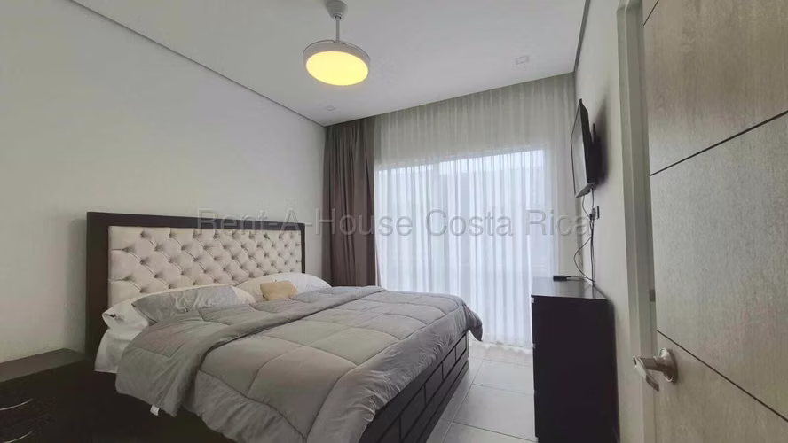 Venta de casa con ubicación privilegiada en Santo Domingo de Heredia - Imagen 9