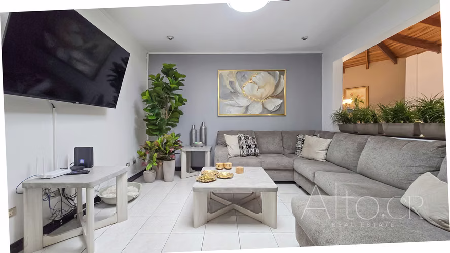 OPORTUNIDAD CASA FAMILIAR EN ALTO DE LAS PALOMAS ADICIONAL APTO - Imagen 6