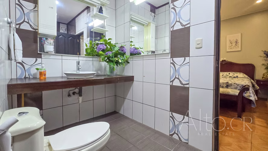OPORTUNIDAD CASA FAMILIAR EN ALTO DE LAS PALOMAS ADICIONAL APTO - Imagen 16