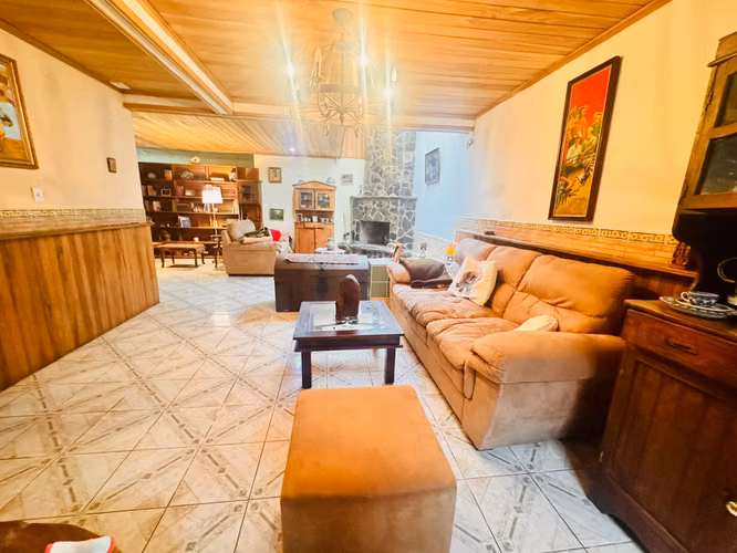 Venta de propiedad con uso de suelo mixto, sobre calle principal Sabanilla 43463 - Imagen 3