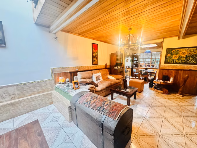 Venta de propiedad con uso de suelo mixto, sobre calle principal Sabanilla 43463 - Imagen 7