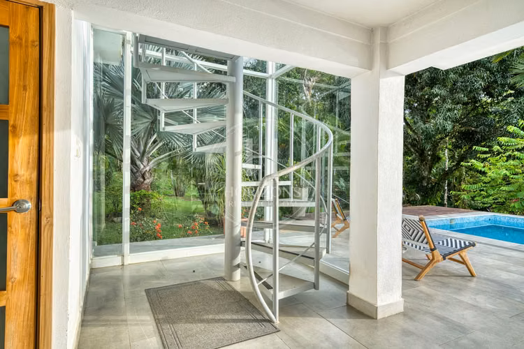 Casa en Escaleras Bahía Ballena Dominicalito Piscina Infinita NJA1376JB-ES