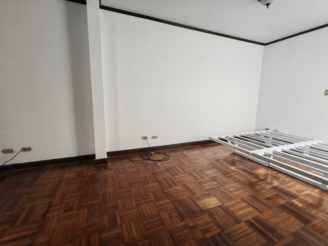 Alquiler apartamento 2da planta amplio acogedor Curridabat - Imagen 9