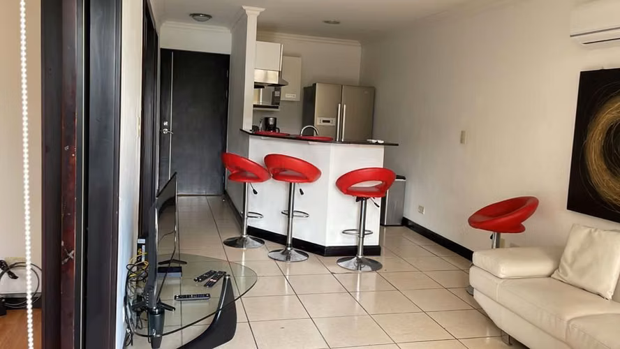 Venta Apartamento 1 Habitación en Avalon Country Club, Santa Ana Río Oro $145.000 - Imagen 2