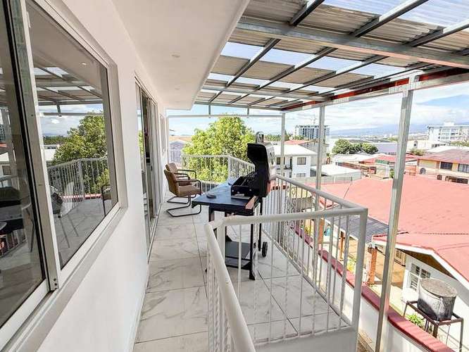 Encantador Edificio de Apartamentos para Alquiler a Corto y Largo Plazo en San José, Costa Rica - En Venta ID 23083 - Imagen 8