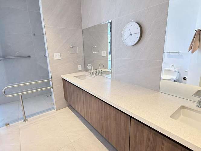 Condominio Luminoso en Avenida Escazú con Gran Balcón y Vista al Parque – Oportunidad Única, Precio para Vender ID27099 - Imagen 17