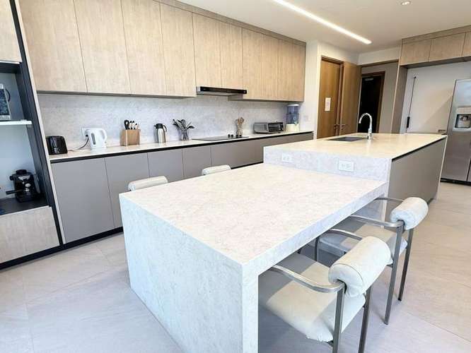 Condominio Luminoso en Avenida Escazú con Gran Balcón y Vista al Parque – Oportunidad Única, Precio para Vender ID27099 - Imagen 13