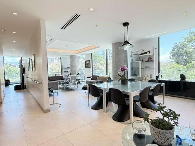 Condominio Luminoso en Avenida Escazú con Gran Balcón y Vista al Parque – Oportunidad Única, Precio para Vender ID27099 - Imagen 4